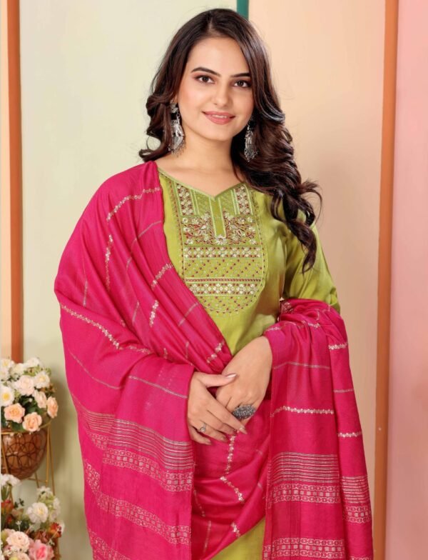 Embroidered Silk Kurta 8