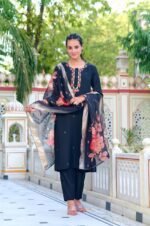 Women Kurta with Pant and Digital Print with Heavy Embroidery Dupatta Set
