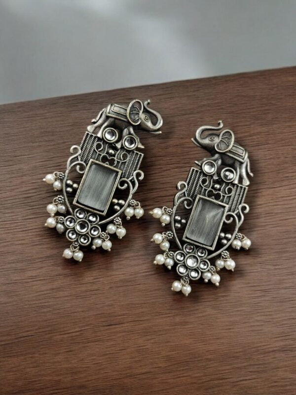 Antique Silver Plated Elephant Design Earrings