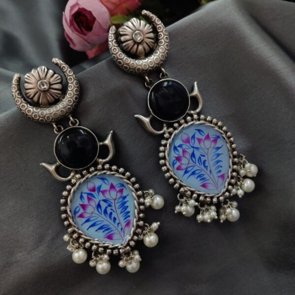 Tanjor Art Earrings