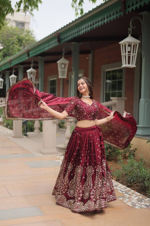 Designer Lehenga Choli