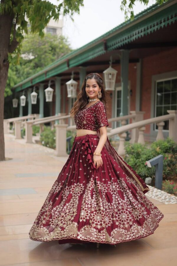 Designer Lehenga Choli