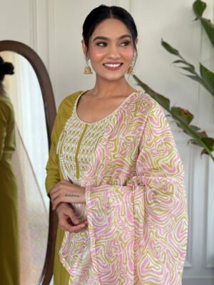 Embroidered Kurta Set
