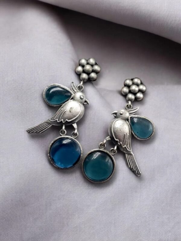 Monalisa Stone Flower Stud Earrings